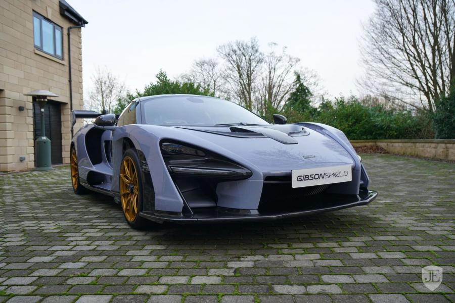  McLaren Senna (190) 2018 года  (фото 2 из 19)